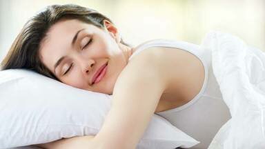 ¿Por qué dormir una siesta es lo mejor que puedes hacer por tu salud?